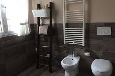 تختخواب و صبحانه Hayloft
