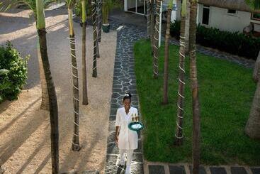 تختخواب و صبحانه La Maison D Eté Hotel By Newmark