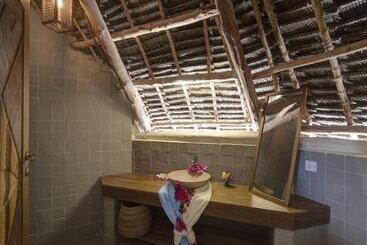 تختخواب و صبحانه Zanziblue Boutique Villas