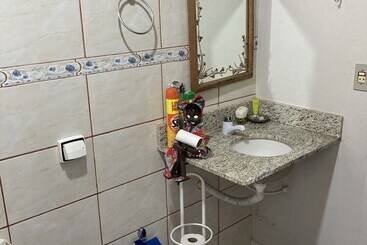 تختخواب و صبحانه Zizi Home