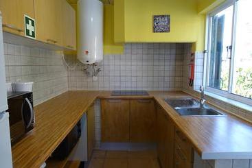 Faro Beach Life Hostel