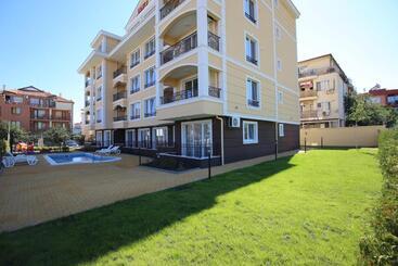 ホテル Apartments In Rif 3