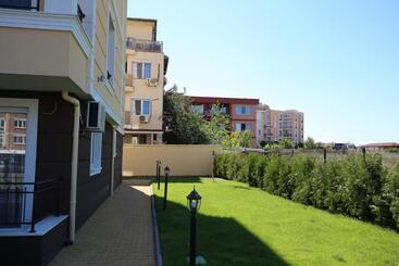 ホテル Apartments In Rif 3