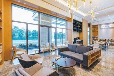 Atour Hotel Bantian Zhongcheng Shenzhen