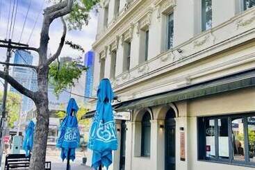 Clarendon Hotel Melbourne