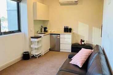 Clarendon Hotel Melbourne