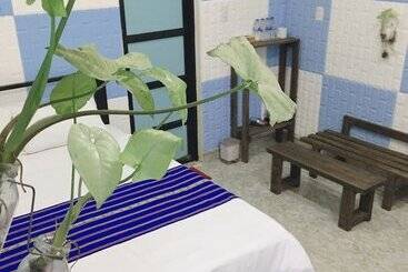 هتل Hani House