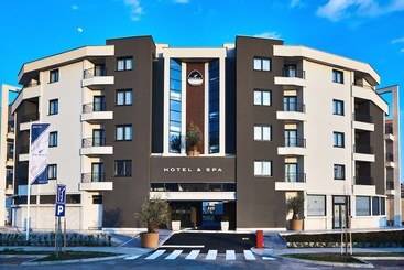 Perla Residence Hotel & Spa