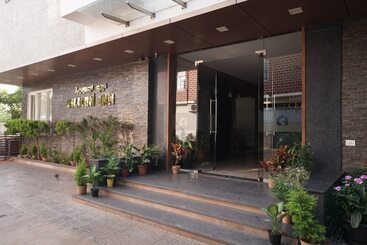 هتل Silicon Inn