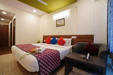 هتل Silicon Inn