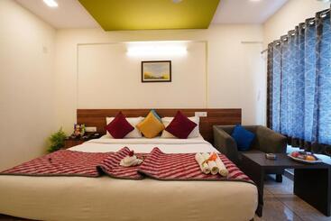 هتل Silicon Inn