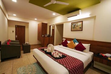 هتل Silicon Inn