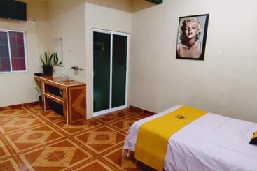 Mi Hotel Club