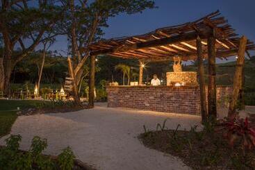 استراحتگاه Six Senses Fiji