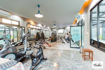 هاستل Tan Bann Mansion Surin