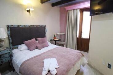 Alondra Hotel Boutique