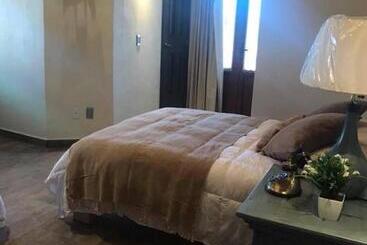 Alondra Hotel Boutique