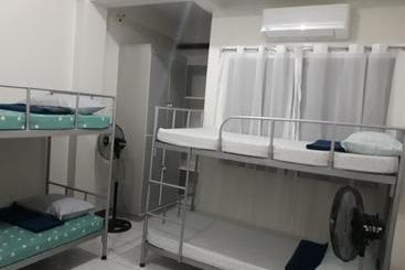 住宿加早餐  Jdl Residences Hostel