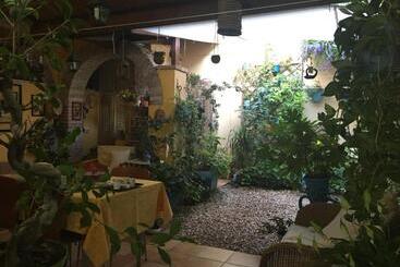 住宿加早餐  L'angolo Antico