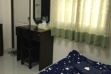 هتل Minta House