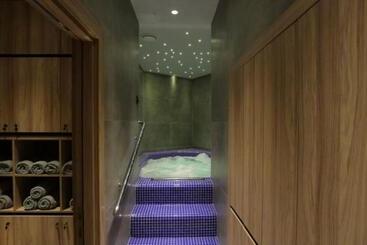 هتل Panoramika Design & Spa