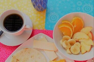 هتل Tikay Cafe Hostel