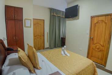 هتل Victoria Suites