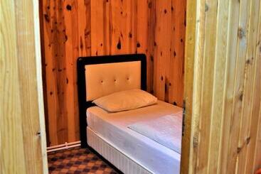 مُتل Yaren Otel
