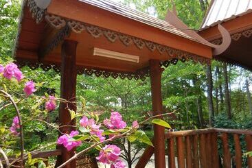 استراحتگاه Akchanok Homestay