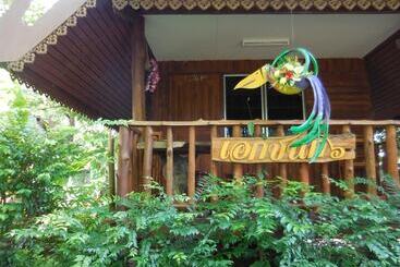 استراحتگاه Akchanok Homestay