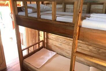 هاستل Beranda Ecolodge