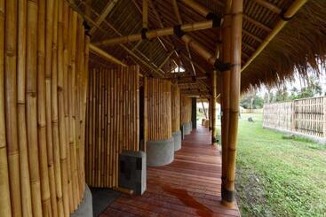 هاستل Beranda Ecolodge
