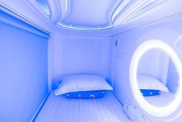 هاستل Spacepod@com