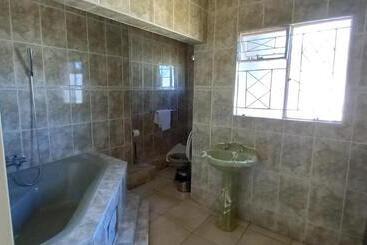 Belle Vue Bed & Breakfast