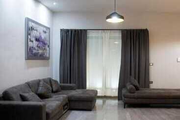 هتل Grand Marques
