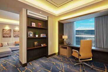 هتل Hilton Manila