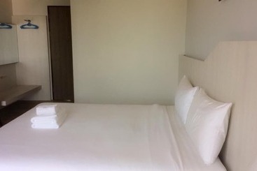هتل Luxsna Residence