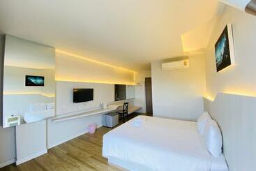 هتل Luxsna Residence