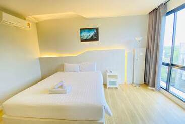 هتل Luxsna Residence