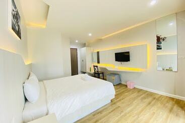 هتل Luxsna Residence