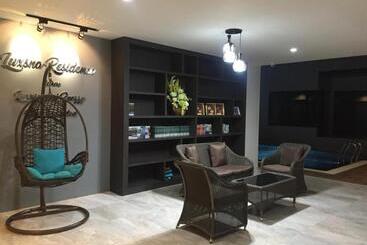 هتل Luxsna Residence