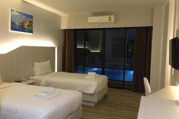 هتل Luxsna Residence