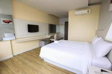 هتل Luxsna Residence