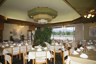 هتل Paradise Inn