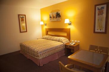 هتل Paradise Inn