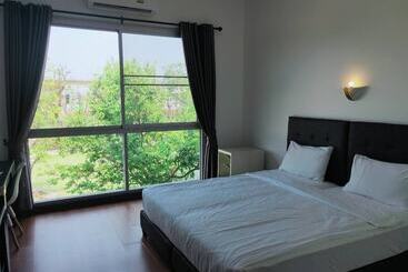 هتل Taamjai Resort