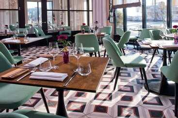 The Liberty Hotel Bremerhaven Bw Signature Collection