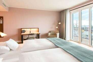 The Liberty Hotel Bremerhaven Bw Signature Collection