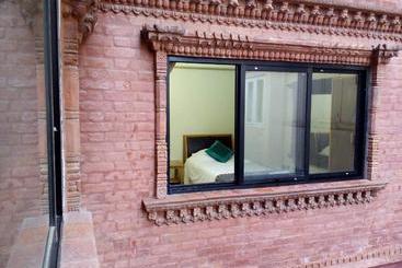 تختخواب و صبحانه Green Tara Heritage Home