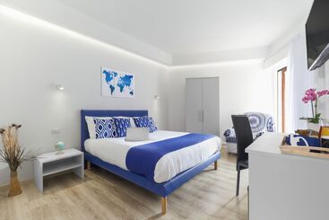 تختخواب و صبحانه Sirocco Suites
